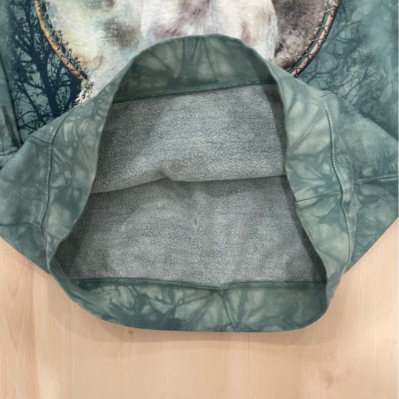 The Mountain Unisex Medium Wolf Spirit Hooded Sweatshirt Tie Dye Teal Hoodie - Picture 10 of 16